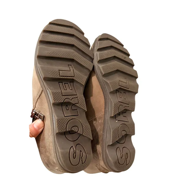 Sorel Joan of arctic wedge booties tan size 11 - Image 3