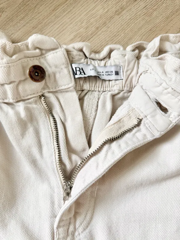 ZARA Ivory Cream Beige Baggy Paperbag High Waisted Denim Jeans - Image 3