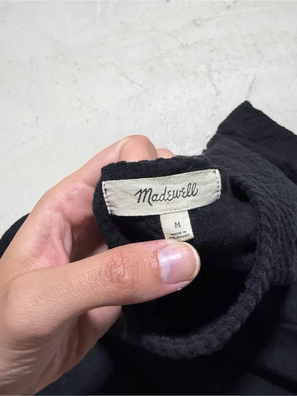 Madewell Black Textured Short Sleeve Top Shoulder Buttons medium - Image 8