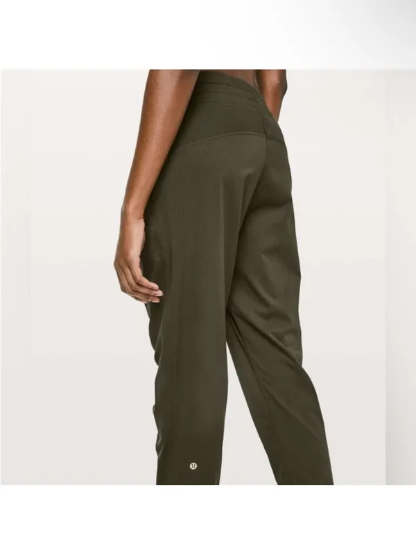 Lululemon Dance Studio Jogger *29" Dark Olive for Women size 2 - Image 3
