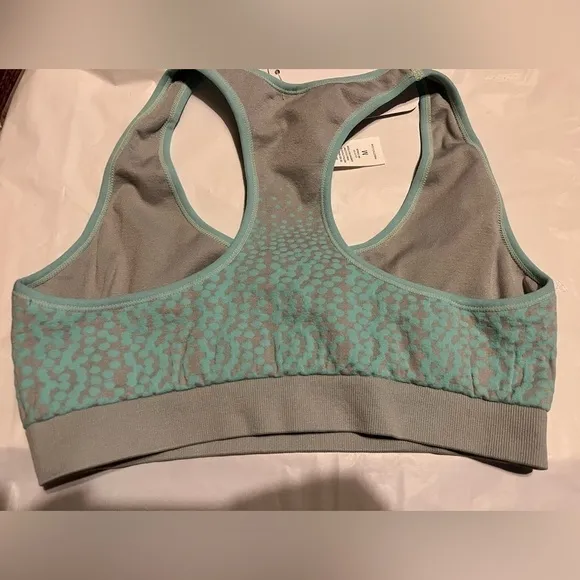 Fabletics Renee Seamless Bra‎ Grey/Green Polka Dot Size Medium Moisture Wicking - Image 2
