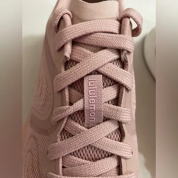Lululemon NIB Blissfeel Run 2 Women's Pink Running Shoes 8.5 - Image 10
