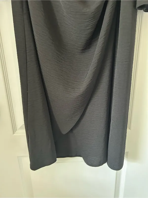 ASOS Black Draped Side Ruching Tulip Hem Long Sleeve Dress V Neck - Image 7