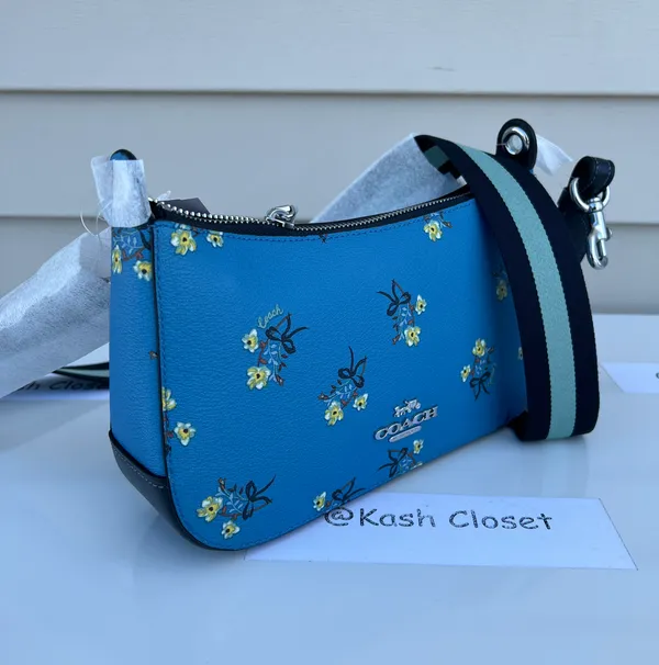 Coach Jes Baguette With Floral Bow Print - Image 6