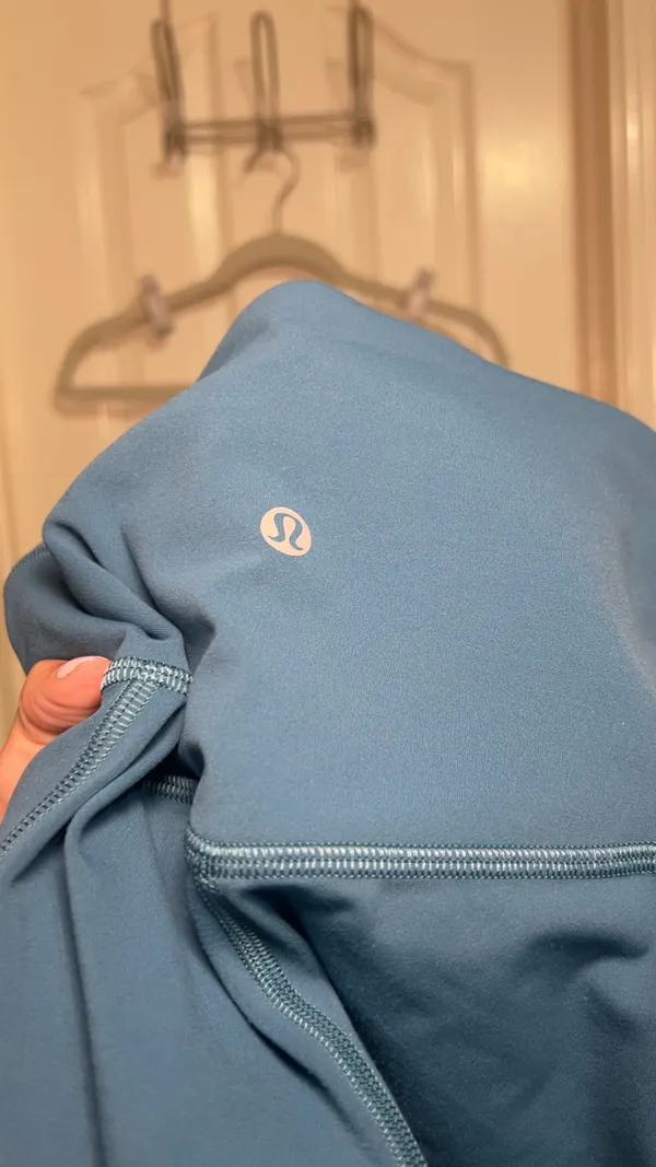 Lululemon Align 25" with pockets  - Image 3