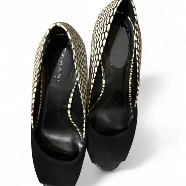 Black and cream Tahari Lyra peep toe stiletto with 4 inch heel - Image 3