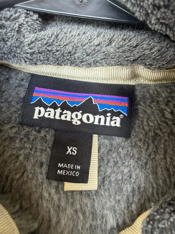 Patagonia Women’s Fleece Pullover Grey - Image 4