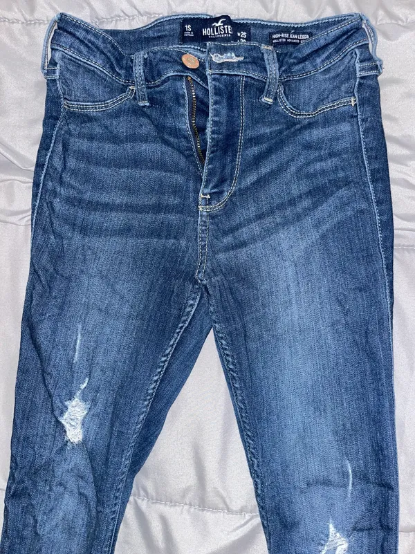 Hollister SkinnyJeans - Image 3