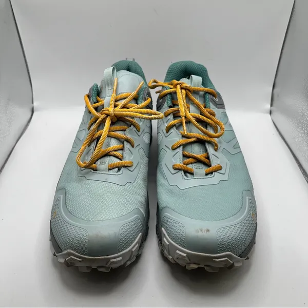 Oboz Katabatic Low Waterproof Hiking Shoes women’s size 9.5 grip sneakers EUC - Image 3