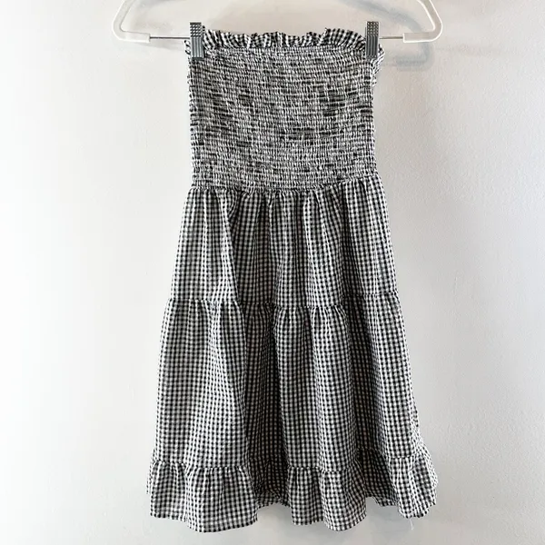 Goodnight Macaroon Strapless Smocked Bodice Tiered Gingham Mini Dress Black S - Image 2