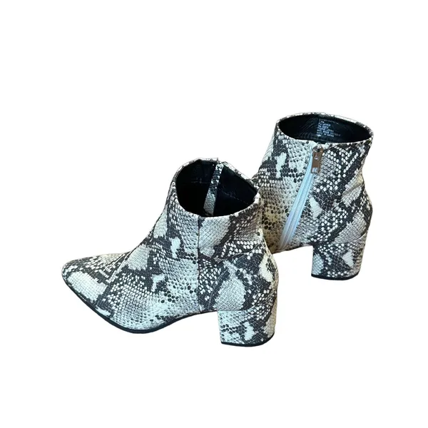 Madden Girl Dafnii Snake Print Ankle Boots 7.5M Pointed Toe Block Heel Side Zip - Image 11