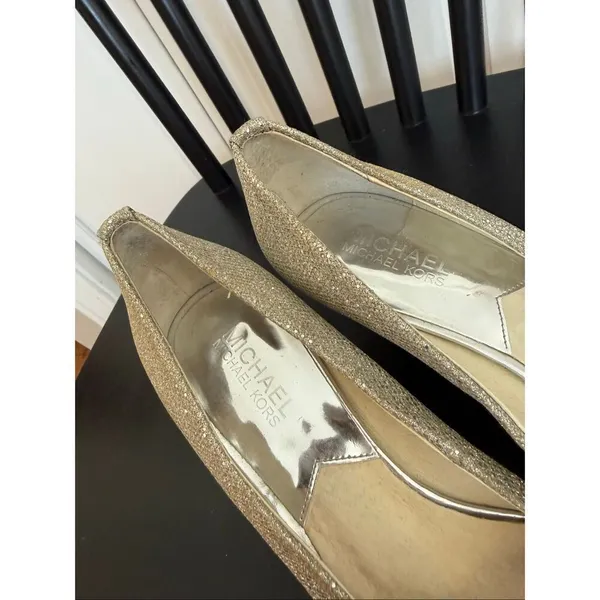 Michael Kors Alina flex kitten heel pump silver gold metallic heel size 7 - Image 7