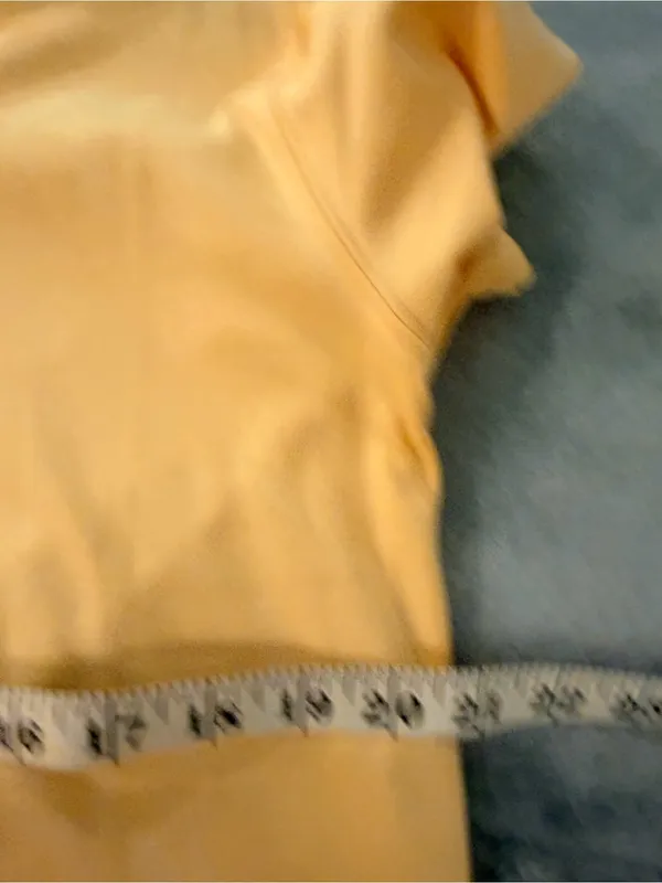 NWOT Lands End Size L Pale Yellow Short Sleeve Cotton Collared Polo Shirt - Image 4
