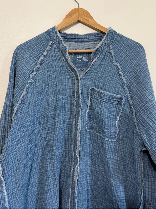 Aerie Gauzy Button Up Shirt Size Medium Oversized Beach Coverup - Image 4