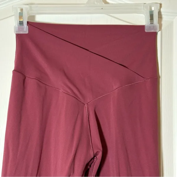 Offline by Aerie. 7/8 high rise Real Me Sz Medium. - Image 3