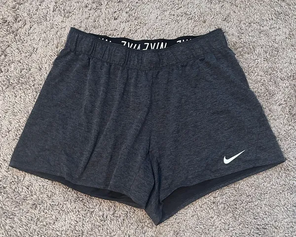 Nike ‼️ Dry Attack Training Shorts‼️ - Image 2