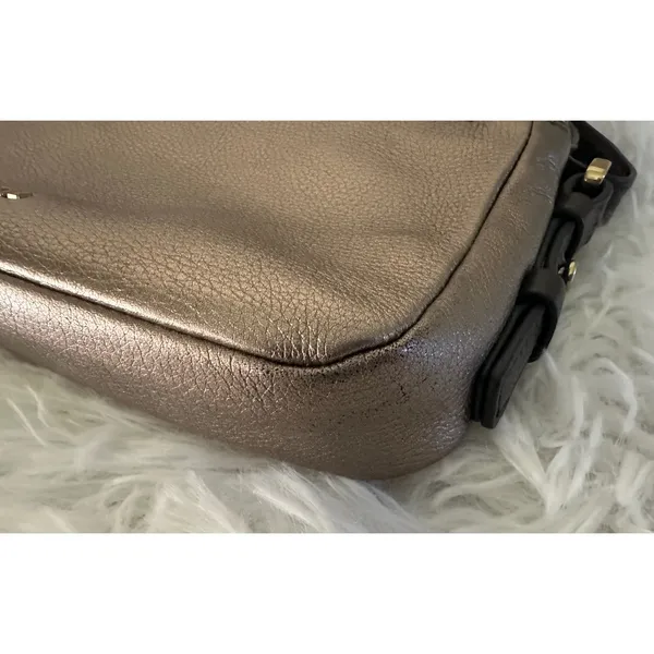 Fossil Piper Toaster‎ leather crossbody bag in a metallic taupe/bronze - Image 6