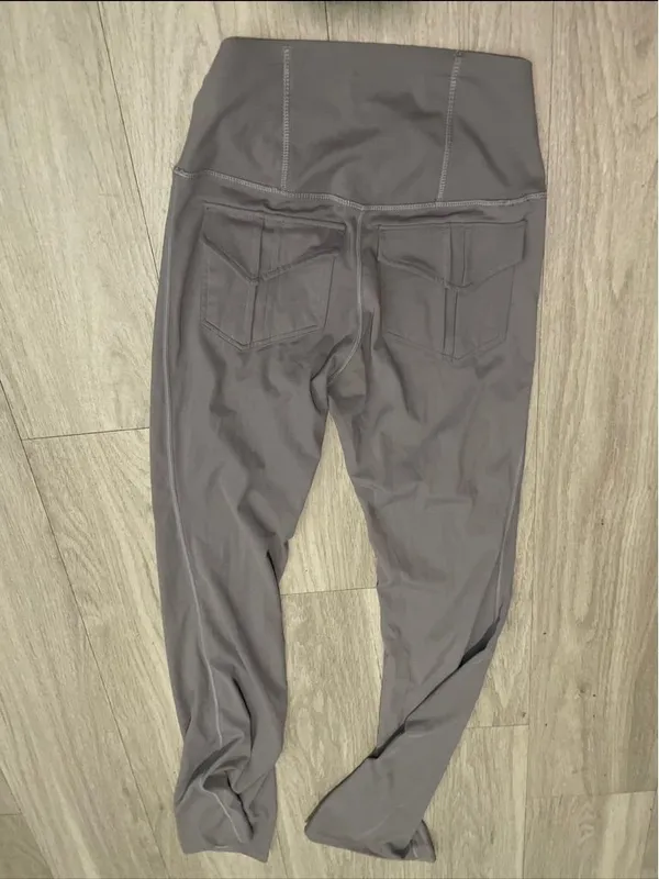Women's High-Waist Flare Active Pants in Gray - Image 2