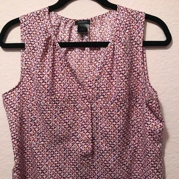 *30off3* NWOT. Ann Taylor blouse with 2 pockets‎ & buttons​ - Image 4
