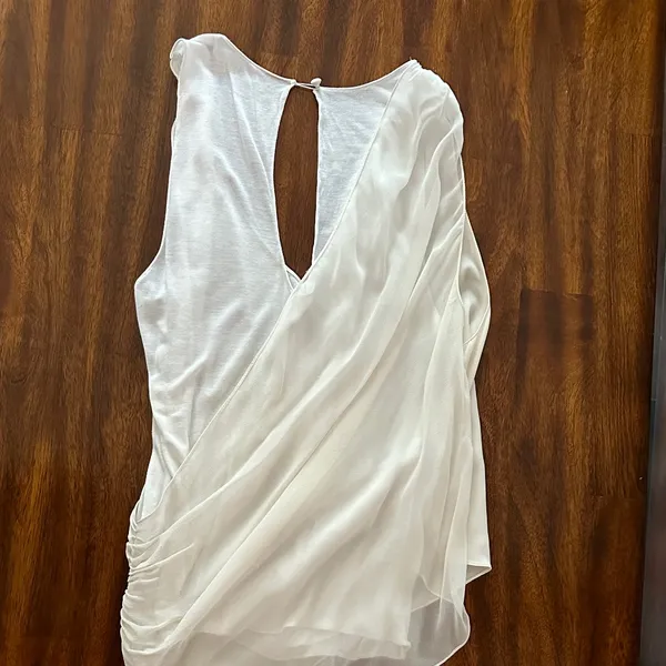 Ivory‎ Cream/White Drape Cascade Women Blouse. No Size Tag.Small - Image 6