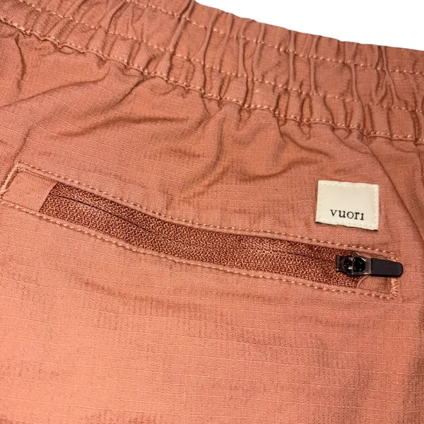 Vuori Vintage Ripstop Pull On Shorts Small  - Image 6