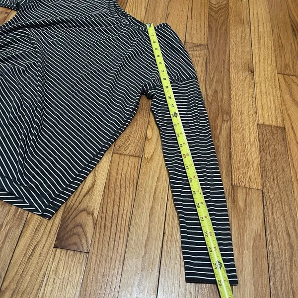 Lululemon To The Point Long Sleeve Modern Stripe Heathered Black‎ White - Image 9