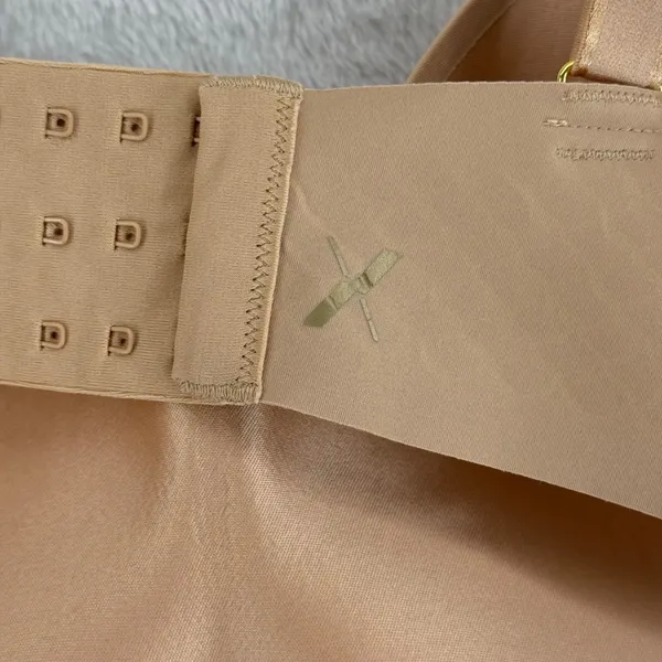 Knix Size 5 Wireless Bra Beige Comfort Light Support Everyday Wear‎ - Image 3