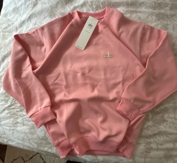Pink Alo Yoga crewneck size medium NWT brand new - Image 4