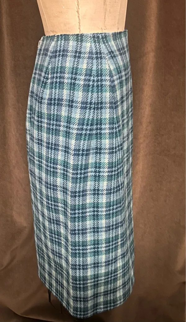 Vintage wool plaid pencil skirt - Image 4