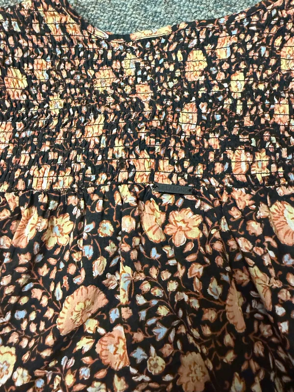 Billabong Desert Daze Floral Peasant Blouse Brown Smocked Long Sleeve Top Medium - Image 11