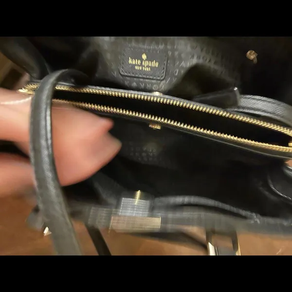Kate spade purse bag black short handles and longer strap - Image 6