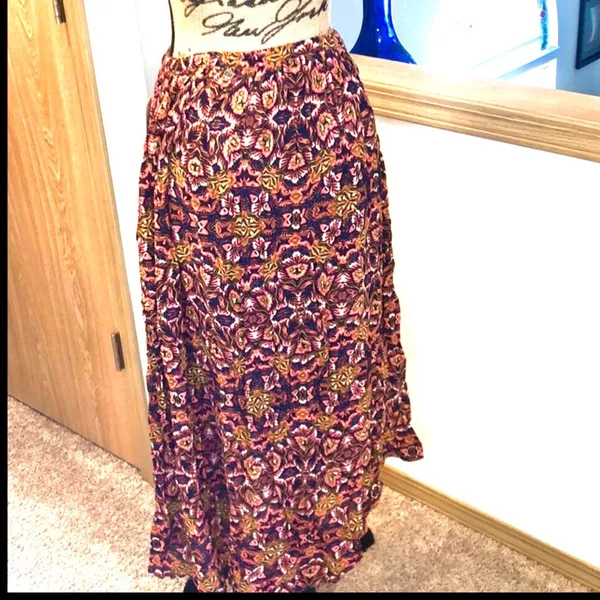 Billabong maxi skirt abstract printed browns, blue, pink & white size M NWT - Image 7
