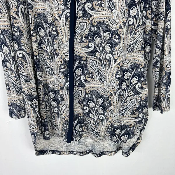 Lucky Brand Printed Woven Mix Top Button Front Navy Size Medium M EUC L1448 - Image 4