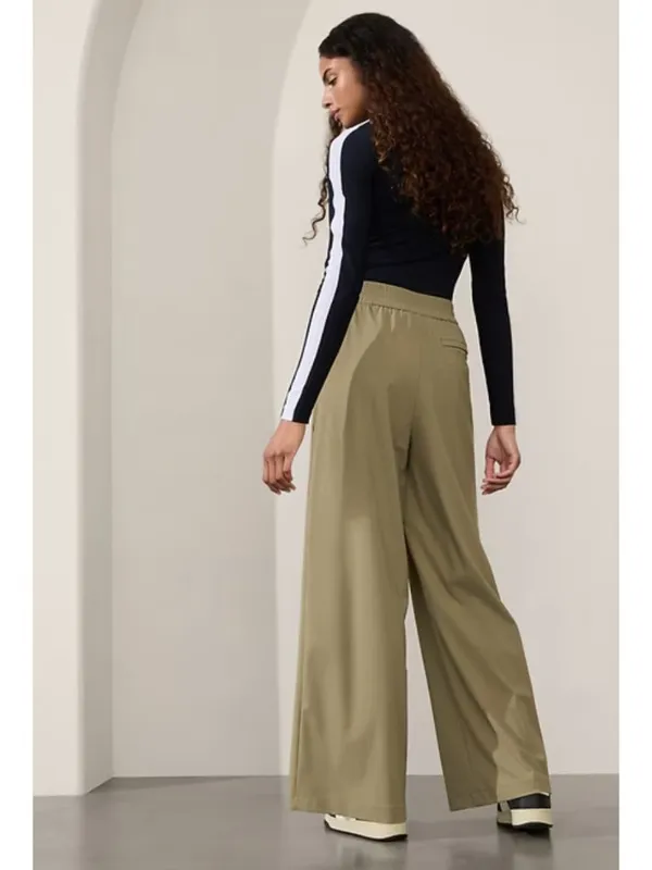 New Athleta Size 8 Pinnacle Trouser Olive Branch Green Regular - Image 2