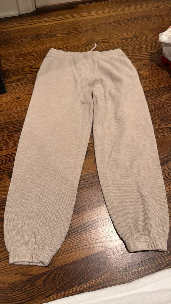 Aritzia TNA Sweatpants - Image 5
