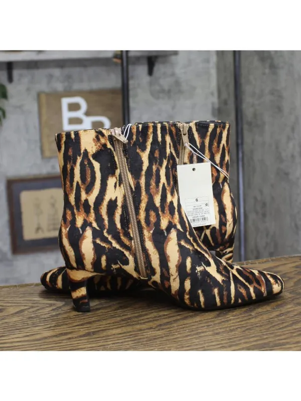 NWT A New Day Tigris Block Heel Ankle Boots 94568624 Tiger Print Brown 6M - Image 8