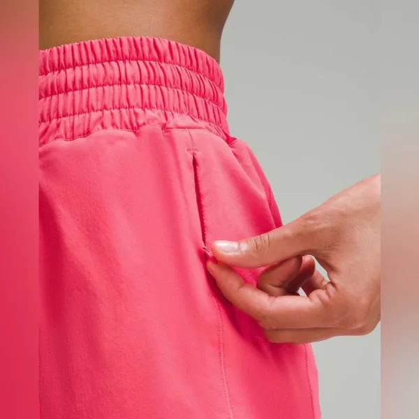 NWT Lululemon Hotty Hot High Rise 4” Lined Glazed Pink Size 4 - Image 5