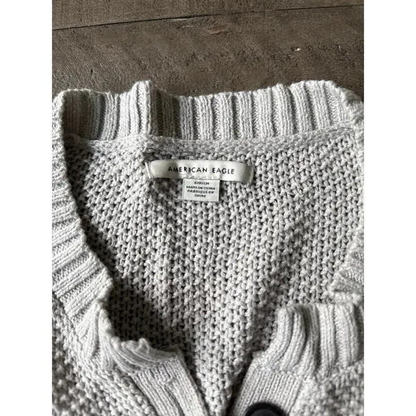 American Eagle Grey Pullover Knit Sweater Partial Button Long Sleeves Size S‎ - Image 2