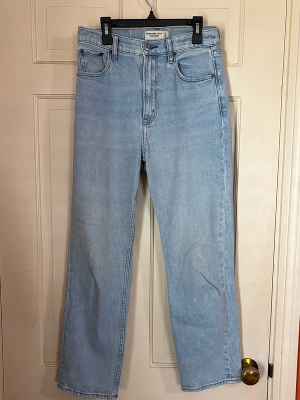 Abercrombie & Fitch Women's Ultra High Rise Ankle Straight Jeans Size 27/4 - Image 8
