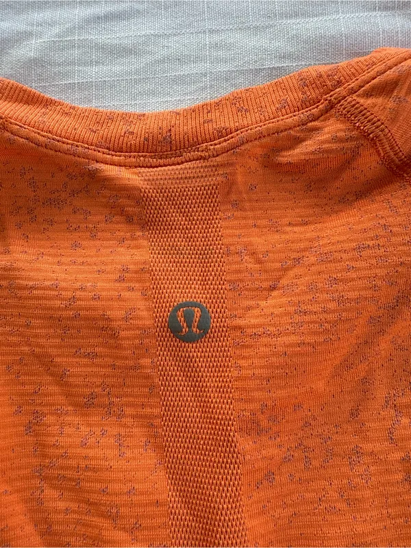 Lululemon Swiftly Tech Long Sleeve 2.0 Orange Size 4 - Image 5