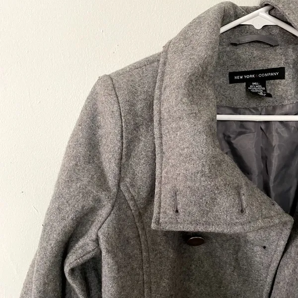 New York‎ & Co gray peacoat comfortable warm winter fall style pockets double Size 2 - Image 2