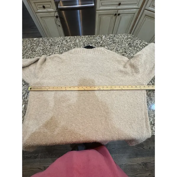 New Aerie Fuzzy Plush Teddy Oversized V-Neck Sweater Women's Size XL Tan Cozy - Image 8