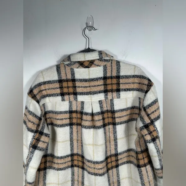 Old Navy Plaid Sherpa Jacket Petite Small Button Front Coat Tan Cream Black Warm - Image 5