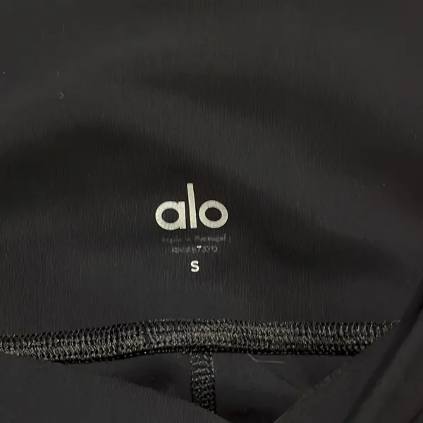 Alo Yoga High Waisted Ripped Warrior Black Leggings Small‎ - Image 4