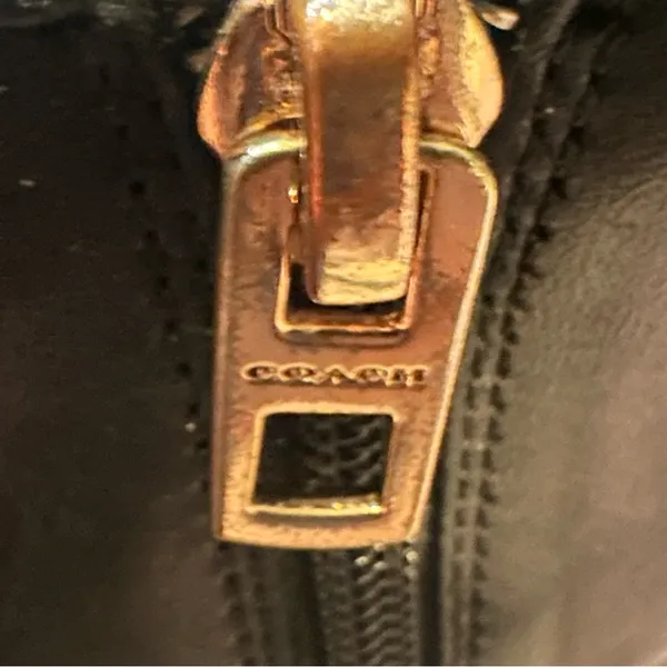 Coach Easton Black Calf Leather Gold Logo Women'S Size 6 Tall Boots Shoes - Image 8