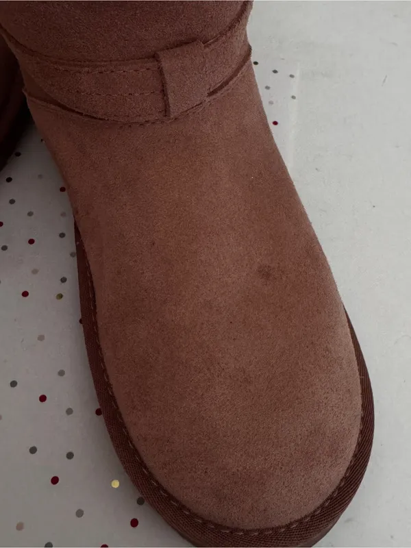 Koolaburra Suede Ankle Boot with Buckle in Rose Pink Size 7.5 - Image 9