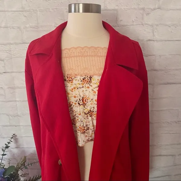 Boutique NEW Red ‘NYC Chic’ Over Coat - Image 3