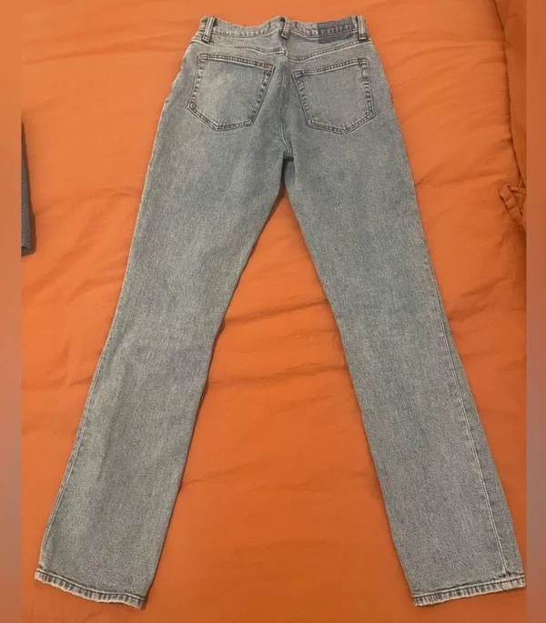 The ‘90s Slim Straight Ultra High Rise Jeans - Abercrombie - Image 4