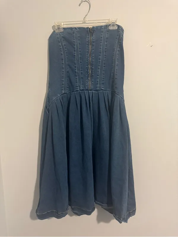 Urban Outfitters Gwen Denim Strapless Midi Dress- L - Image 3