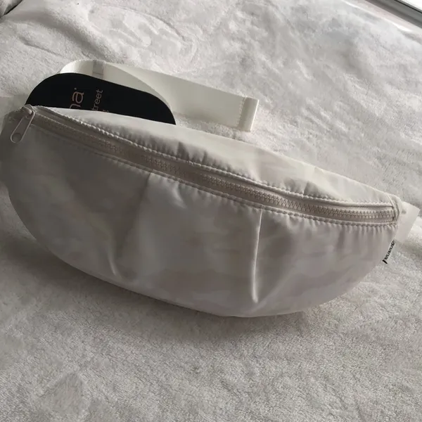 New Alana studio to street belt bag, Fanny bag - Image 3